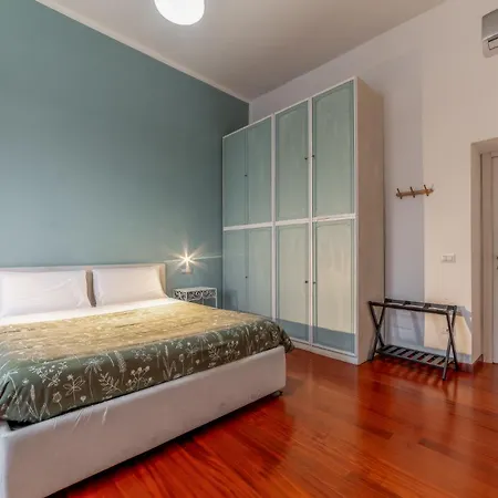 Campani - Termini Train Station & Wi-fi 4*